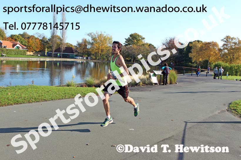 Newcastle Town Moor Marathon, Newcastle Town Moor Marathon and Half Marathon. Photo: David T. Hewitson/Sports for All Pics
